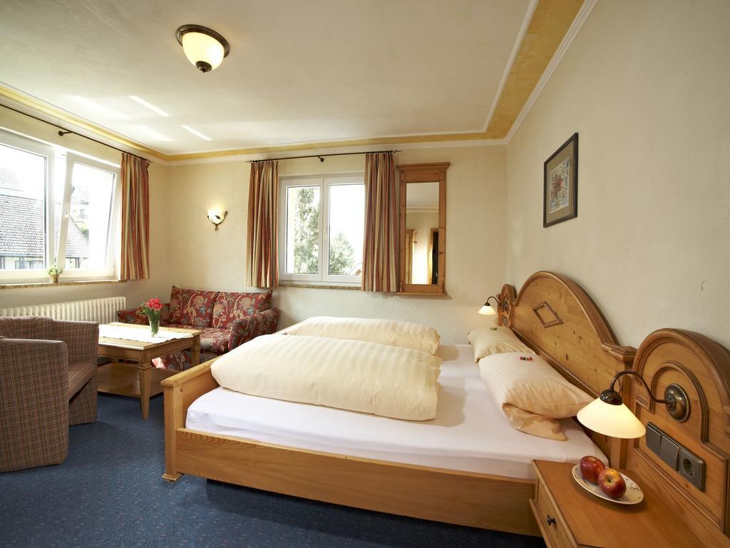 Gasthof Restaurant Buergerstueble Sankt Peter Room photo